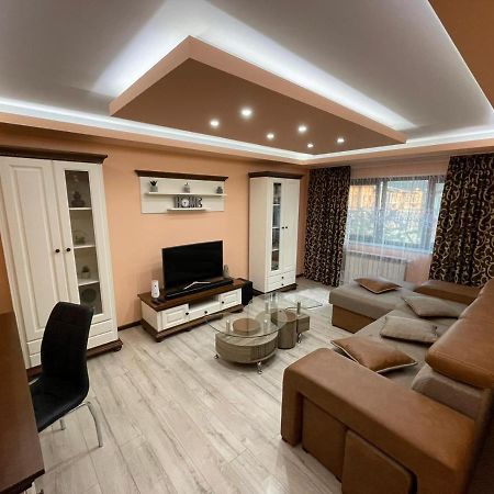 Appartement Apartament luxury à Gura Humorului Extérieur photo