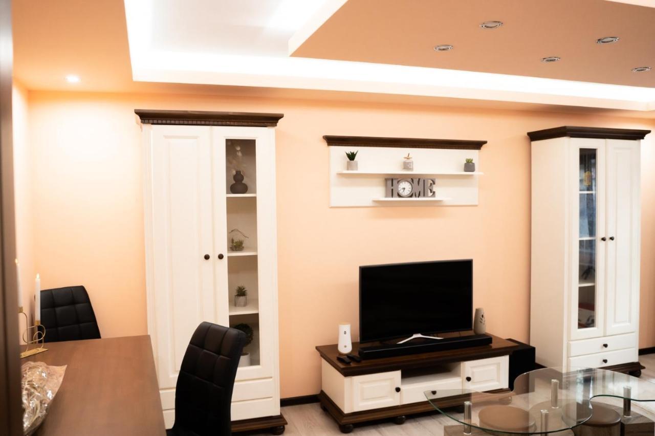 Appartement Apartament luxury à Gura Humorului Extérieur photo